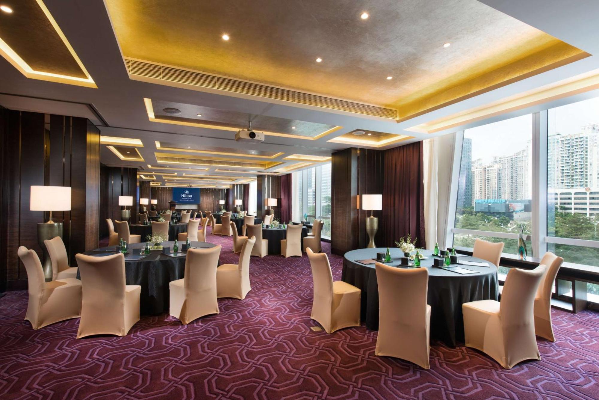 Hilton Shenzhen Futian: Metro-Adjacent, Convention Center Proximity Hotel Exterior photo