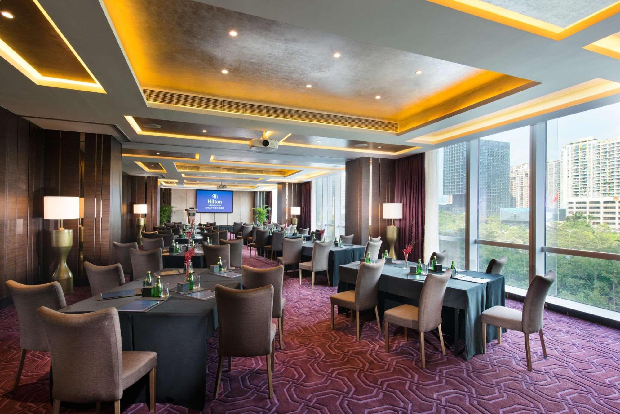 Hilton Shenzhen Futian: Metro-Adjacent, Convention Center Proximity Hotel Exterior photo